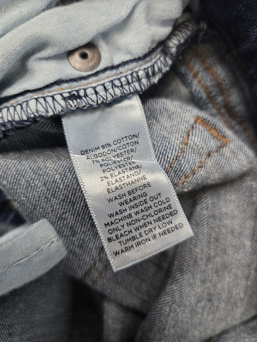 LOFT mid-rise bootcut jeans - Picture 9 of 9
